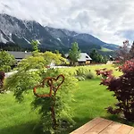 Haus Edelgruen