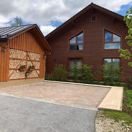 Haus Edelgruen Apartmán